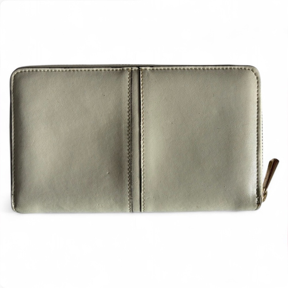 Danier Genuine Leather Off-White Zip Around Wallet